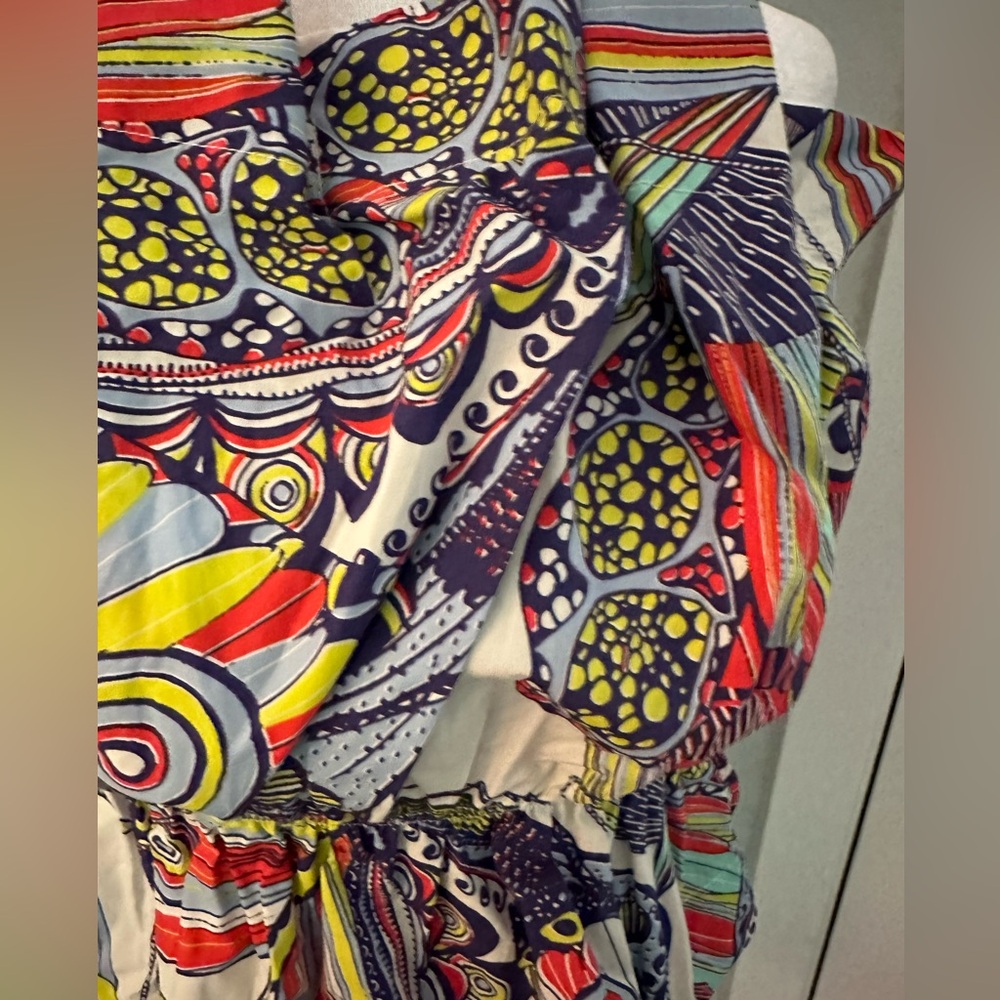 NWOT Anthropologie strapless top, size S, gathered at waist, smocked back. - Picture 2 of 6